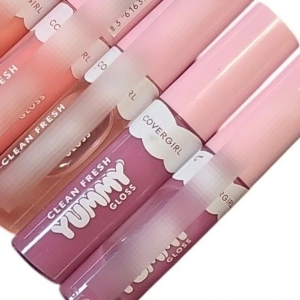 Covergirl Clean Fresh Yummy Gloss 200 LAUGH VENDER -  NWOB‎ +more save shipping